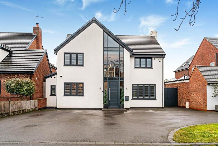 6 Bedroom Detached House For Sale In Apsley Grove, Dorridge, B93