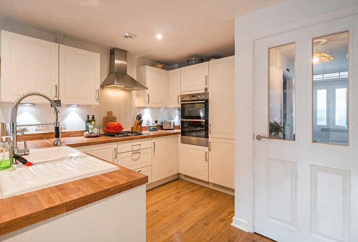 4 Bedroom Semi-Detached House For Sale In Brambling Way, Hardwicke, Gloucester, GL2