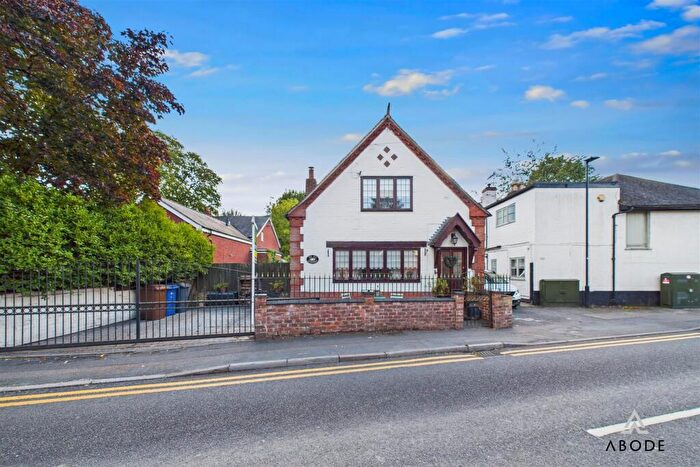 2 Bedroom Detached House For Sale In Station Road, Rolleston On Dove, DE13