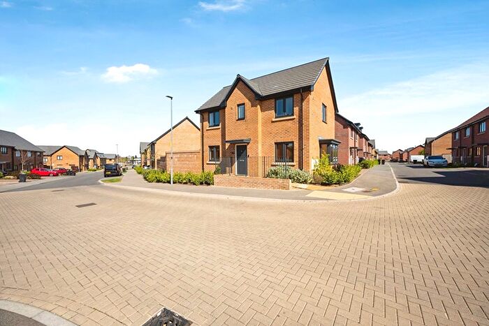 3 Bedroom Detached House For Sale In Henry Hoare Drive, Milton Keynes, Buckinghamshire, MK17