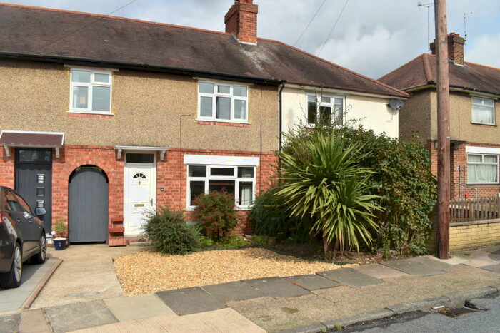 3 Bedroom Terraced House To Rent In Fullingdale Road, The Headlands, Northampton, NN3
