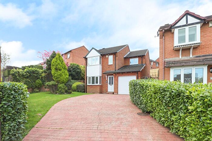 4 Bedroom Detached House For Sale In Cardwell Avenue, Sheffield, S13