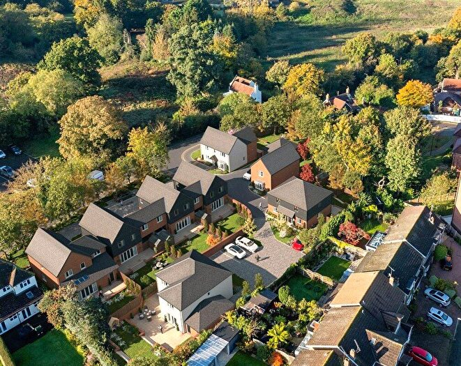 4 Bedroom Detached House For Sale In Mascalls Lane, Great Warley, Brentwood, Essex, CM14