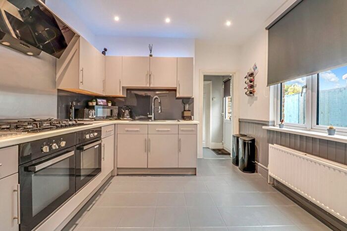1 Bedroom Flat For Sale In High Street, Shoeburyness, SS3
