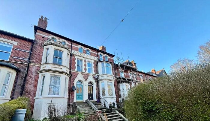 1 Bedroom Flat To Rent In Brookfield Road, Leeds, LS6