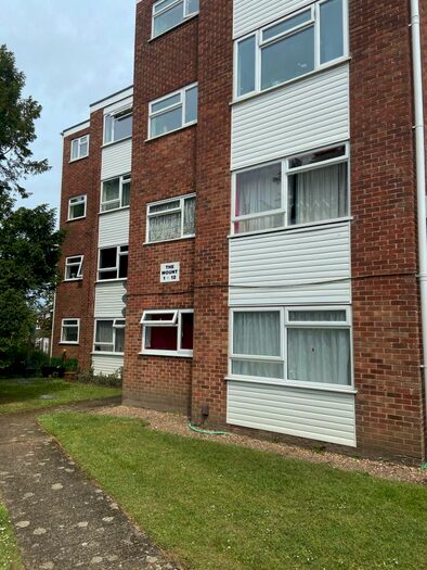 1 Bedroom Apartment To Rent In Romsey Road, Southampton, SO16