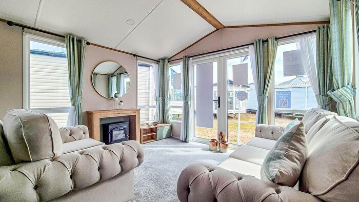 3 Bedroom Park Home For Sale In Lossiemouth Holiday Park, IV31