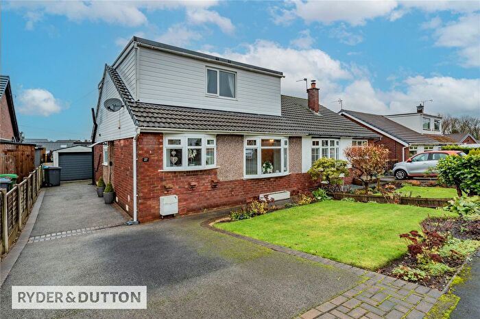 3 Bedroom Bungalow For Sale In Bodmin Close, Royton, Oldham, Greater Manchester, OL2