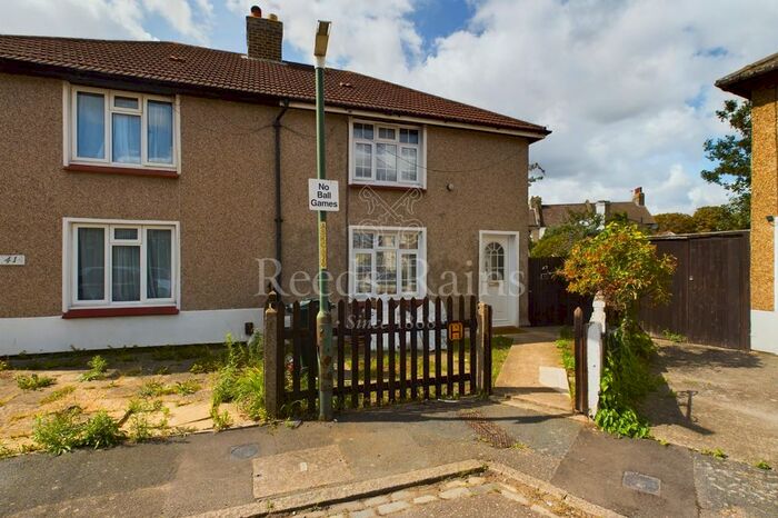 3 Bedroom End Of Terrace House To Rent In St. Vincents Road, Dartford, Kent, DA1
