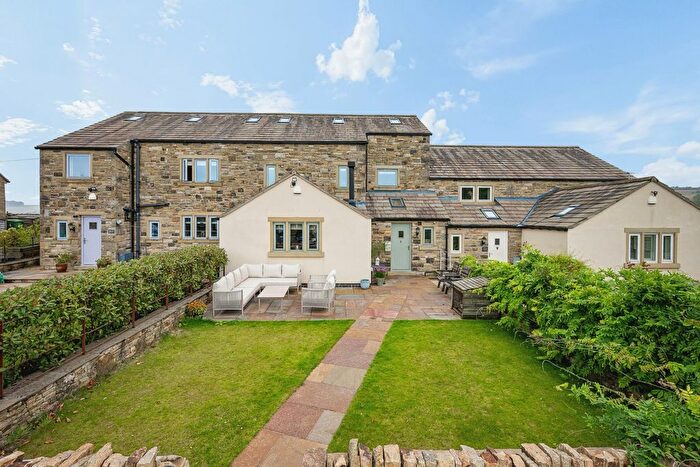 4 Bedroom Barn Conversion For Sale In Moorfield Mews, Mellor, SK6