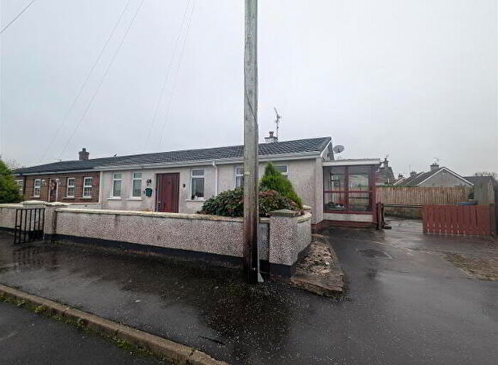 3 Bedroom Semi-detached Bungalows For Sale In Antrim Park, Ballymoney, BT53