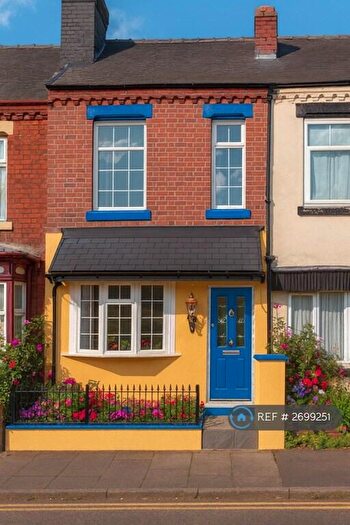 4 Bedroom Terraced House To Rent In Hartshill Road, Stoke-On-Trent, ST4