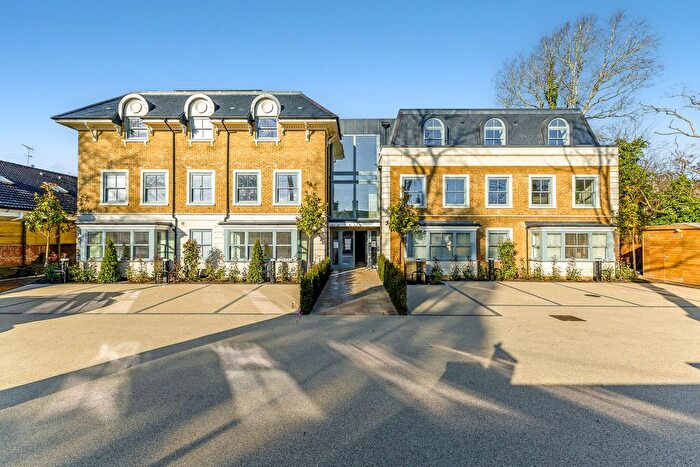 2 Bedroom Flat For Sale In Shalford Lodge, Kingston Hill, Kingston Upon Thames, KT2