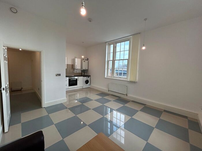 1 Bedroom Flat To Rent In Wyvern House, Railway Terrace, Derby, Derbyshire, DE1