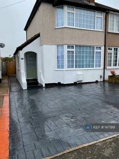2 Bedroom Semi-Detached House To Rent In Birch Grove, Welling, DA16