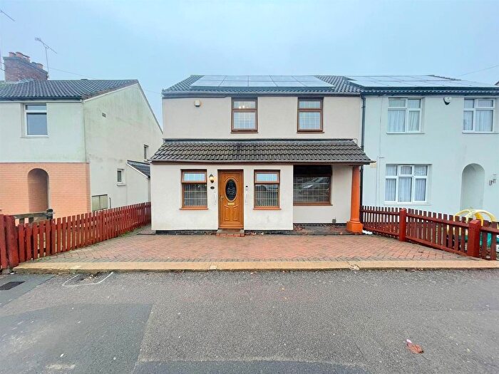 3 Bedroom Semi Detached House For Sale In Martival, New Humberstone, Leicester, LE5