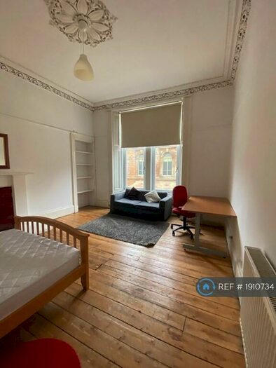 3 Bedroom Flat To Rent In Holland Street, Glasgow, G2