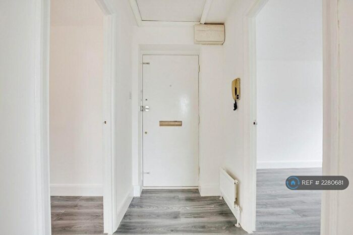 1 Bedroom Flat To Rent In Cornmow Drive, London, NW10