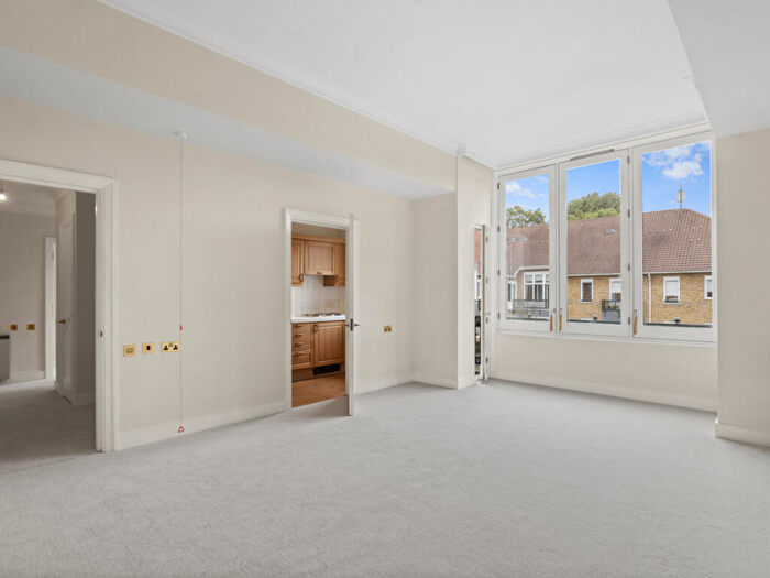 2 Bedroom Apartment For Sale In Milmans Street, London, SW10