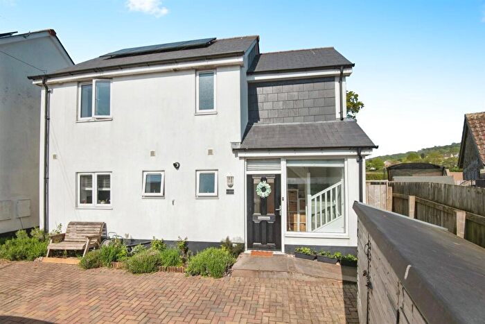 3 Bedroom Detached House For Sale In Whitford Road, Musbury, Axminster, EX13