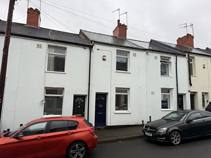 2 Bedroom Terraced House For Sale In Lord Street, Mansfield, Nottinghamshire, NG18