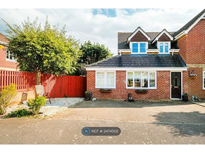 Studio To Rent In Tailors, Bishop's Stortford, CM23