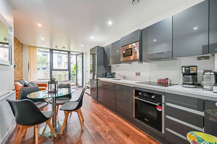 1 Bedroom Flat To Rent In New Century House, Royal Docks, London, E16