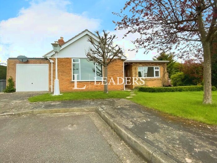 3 Bedroom Bungalow To Rent In Laburnham Drive, Hanthorpe, PE10