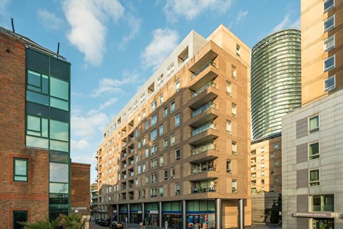 1 Bedroom Flat For Sale In Baltimore Wharf, Canary Wharf, E14