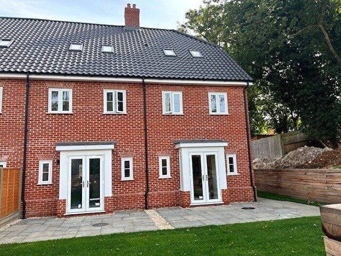 3 Bedroom End Of Terrace House For Sale In Abbots Gate, Laundry Lane, Bury St Edmunds, Suffolk, IP33
