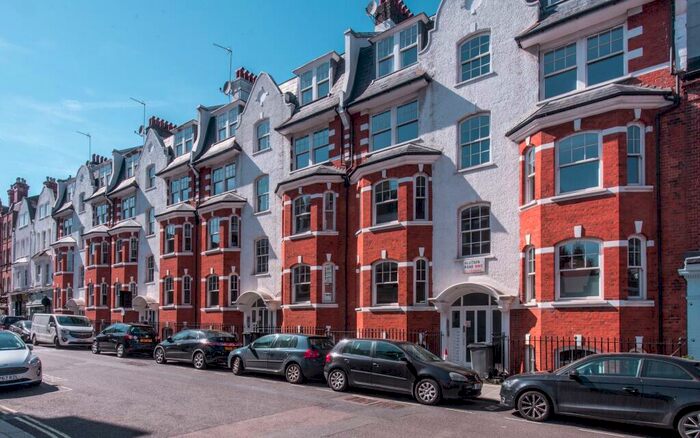 2 Bedroom Flat To Rent In Avenue House, Allitsen Road, NW8