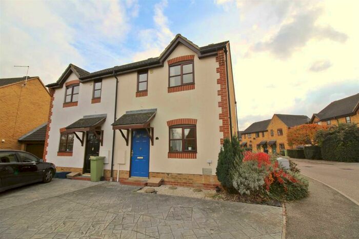 3 Bedroom Semi-Detached House To Rent In Ealing Chase, Monkston, Milton Keynes, MK10