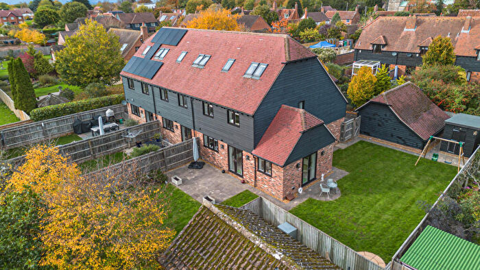 4 Bedroom End Of Terrace House For Sale In Drayton, Abingdon, OX14