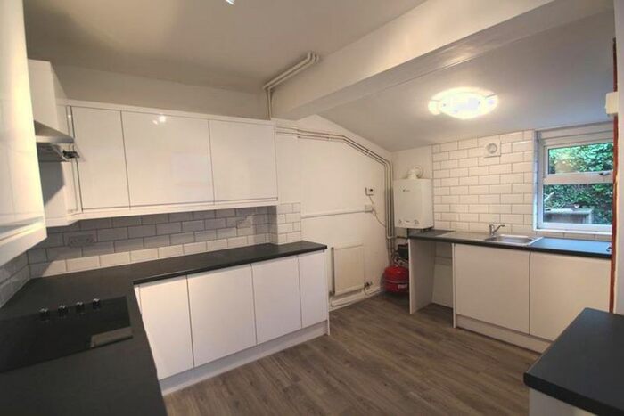 1 Bedroom Flat To Rent In Portland Street, Aberystwyth, SY23