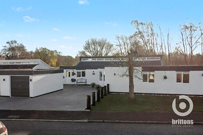 4 Bedroom Detached Bungalow For Sale In Parkhill, Middleton, King's Lynn, PE32