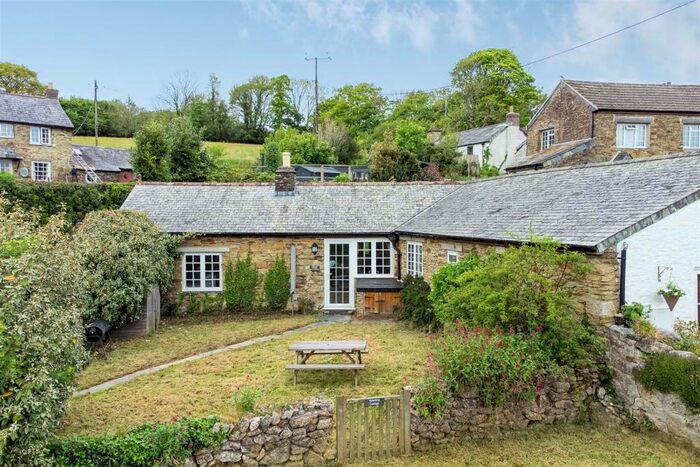 2 Bedroom Cottage For Sale In Trefanny Hill, Duloe, PL14
