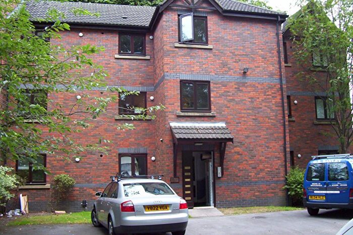 2 Bedroom Flat To Rent In Beaufort Place, Evans Close, Off Springdale Gardens, Didsbury, M20