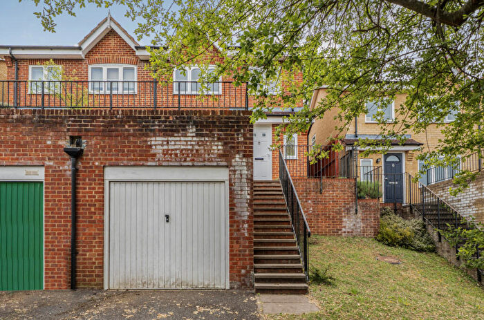 3 Bedroom Semi Detached House For Sale In Morlais, Emmer Green, Reading, RG4