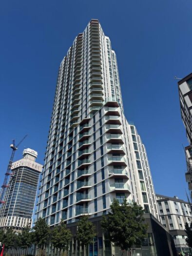 2 Bedroom Apartment For Sale In Hale Works Apartments, Daneland Walk, N17