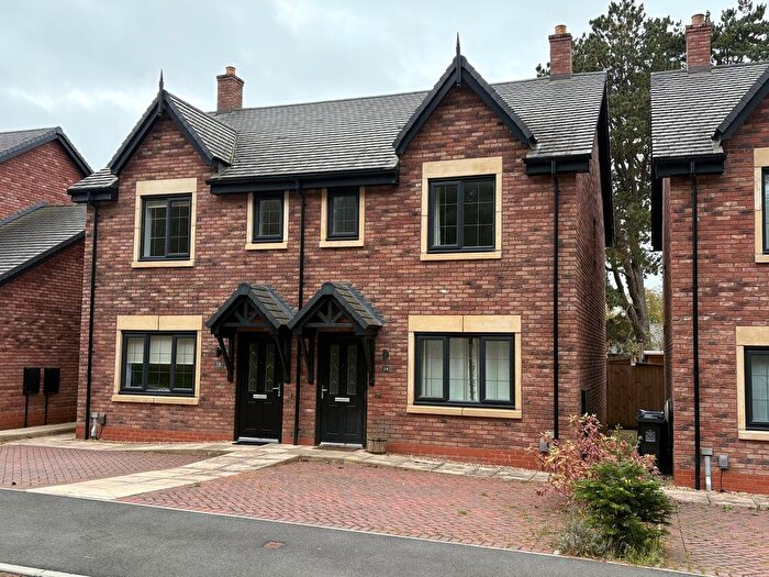 2 Bedroom Semi Detached House To Rent In Cressing Place, Keele, ST5