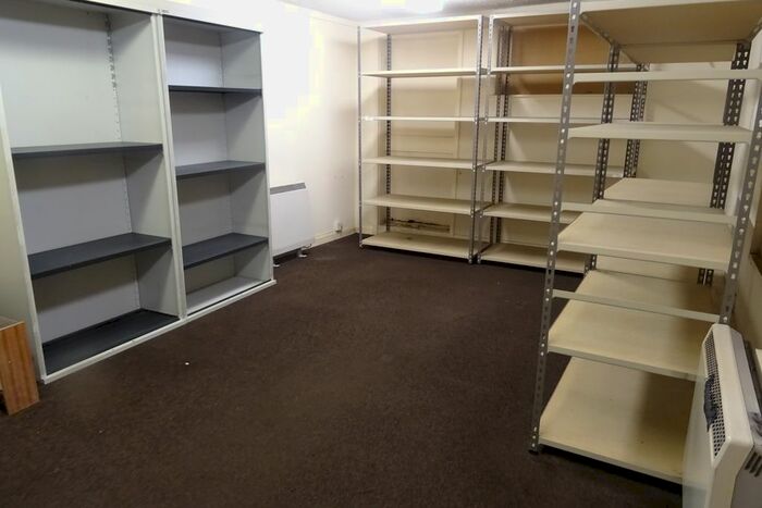 Garage / Parking To Rent In Baldock Street, Ware, SG12