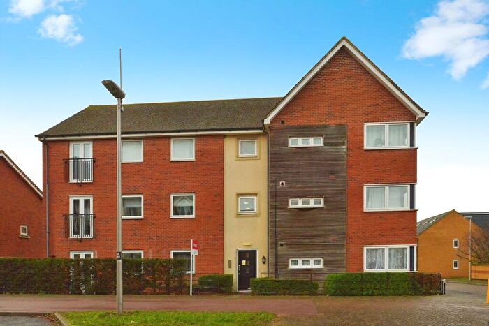 2 Bedroom Flat For Sale In Warwick Avenue, Broughton, Milton Keynes, Buckinghamshire, MK10