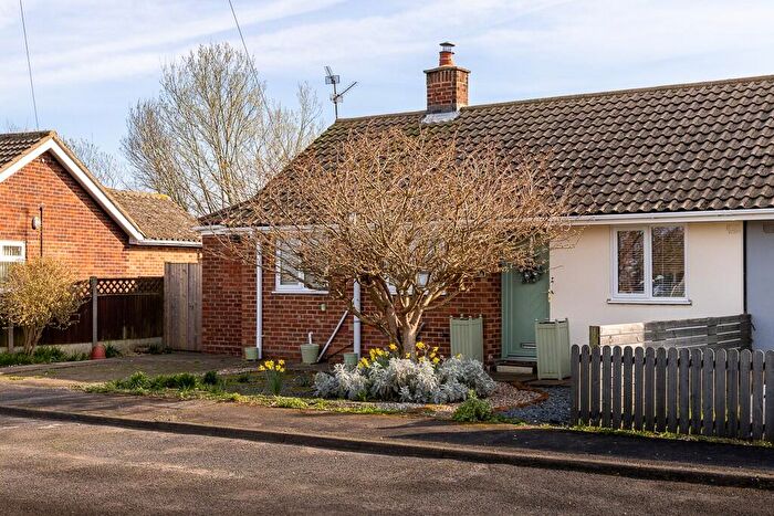 2 Bedroom Semi-Detached Bungalow For Sale In Bede Crescent, Benington, PE22
