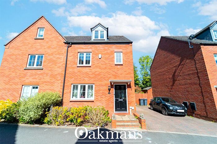 4 Bedroom Semi-Detached House For Sale In Kings Lodge, Kings Norton, Birmingham, West Midlands, B38