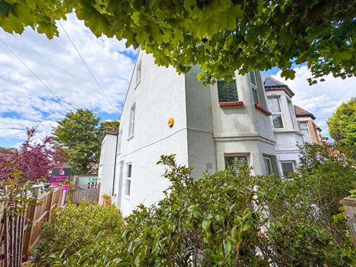 4 Bedroom End Of Terrace House For Sale In Bastion Road, Abbey Wood, London, SE2