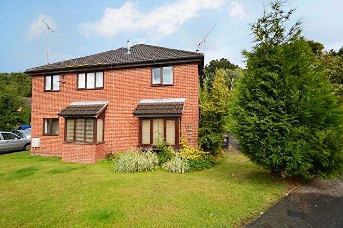 1 Bedroom Terraced House To Rent In Langtons Meadow, Farnham Common, Slough, SL2