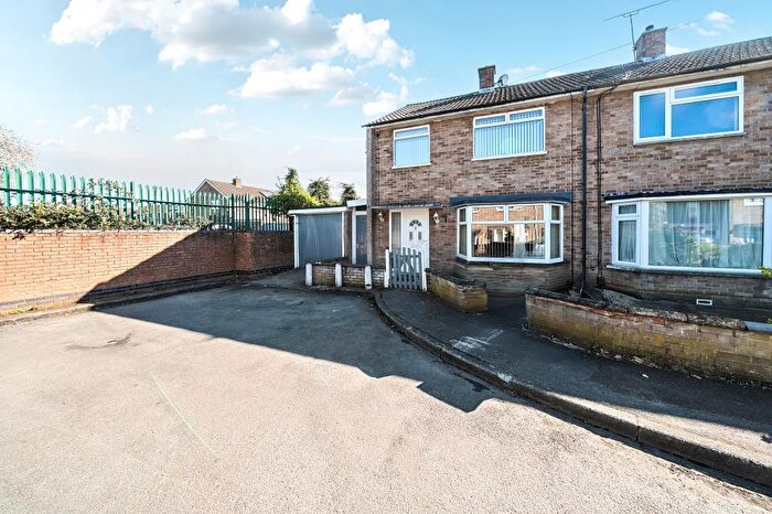 3 Bedroom Semi-Detached House For Sale In Woodruff Close, Blackbird Leys, OX4