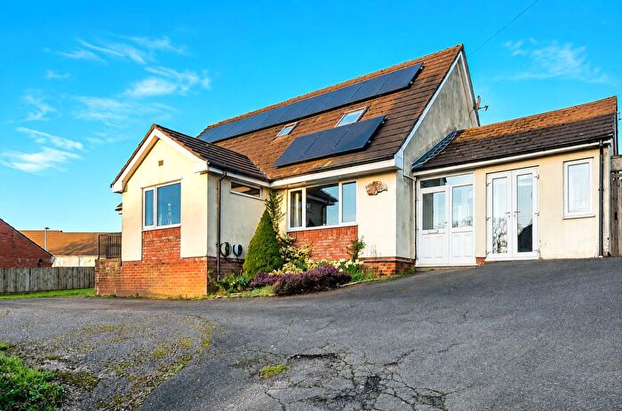 4 Bedroom Detached Bungalow For Sale In Burlescombe, Tiverton, Devon, EX16