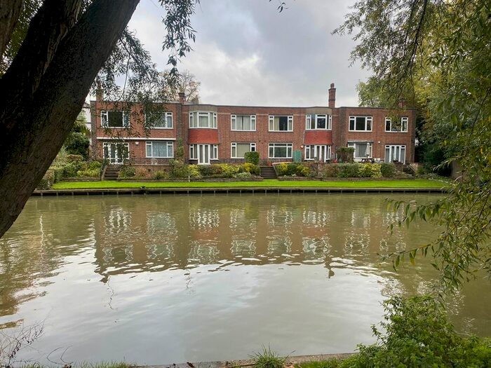 1 Bedroom Flat To Rent In Riverside Court, Chesterton Road, Cambridge, CB4