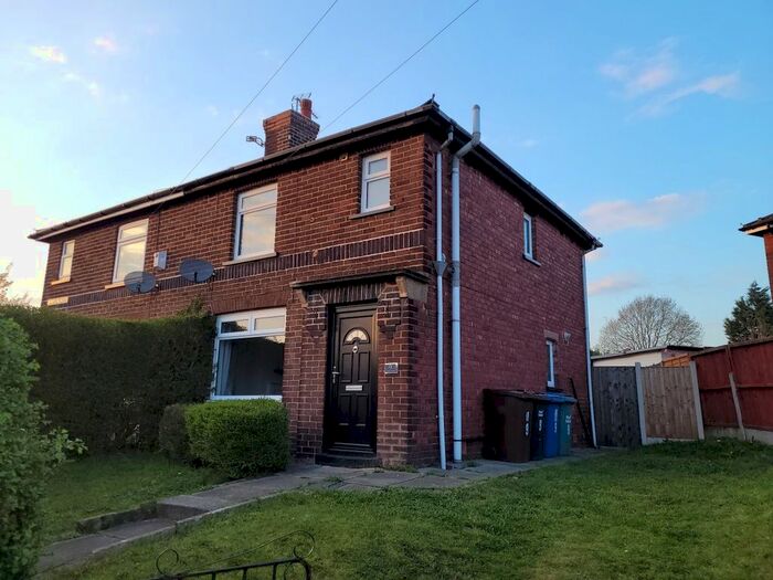 3 Bedroom Semi-Detached House To Rent In Norfolk Road, Atherton, Manchester, M46